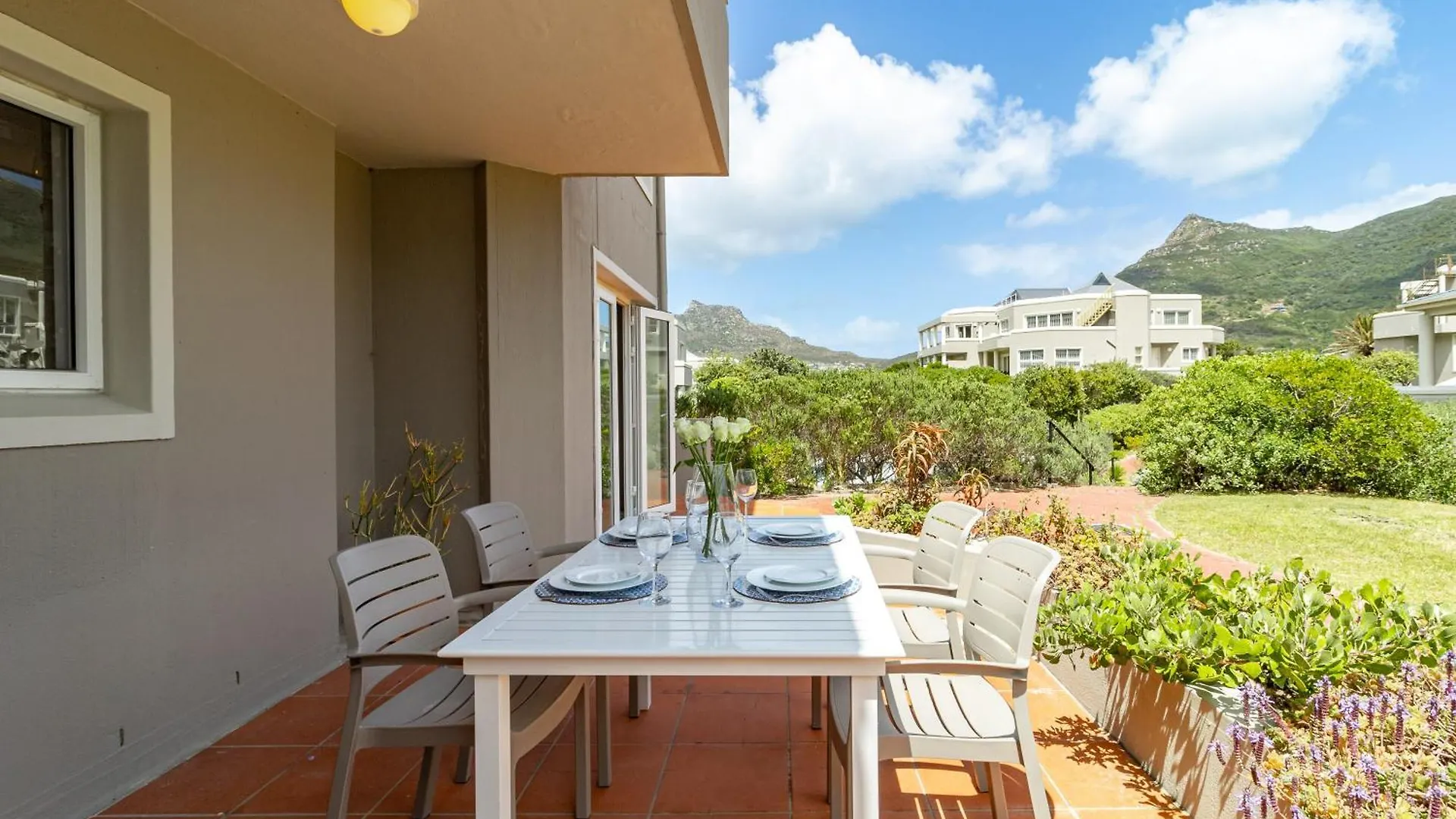 Beachfront Villa Sea Breeze Hout Bay Cape Town